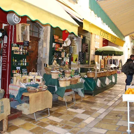 Giedes Pour 4 Personnes Avec Vue Face A Porquerolles Et Piscine Situe A Giens Апартаменти Єр